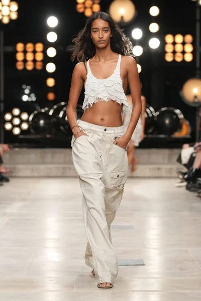 Look 20